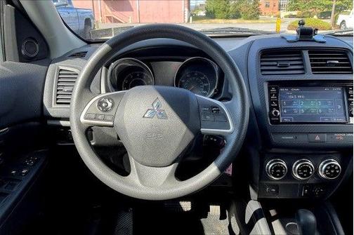 2022 Mitsubishi Outlander Sport ES