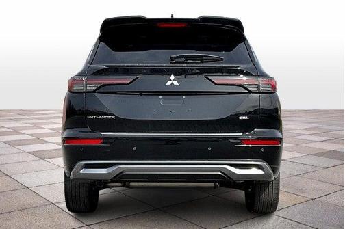 2025 Mitsubishi Outlander SEL
