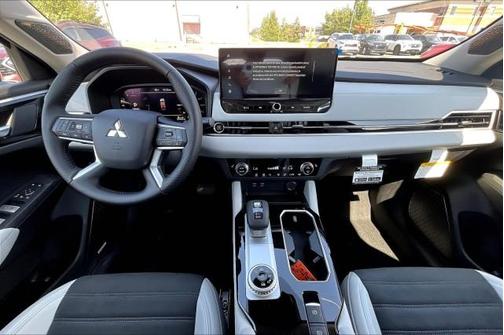 2025 Mitsubishi Outlander SE S-AWC