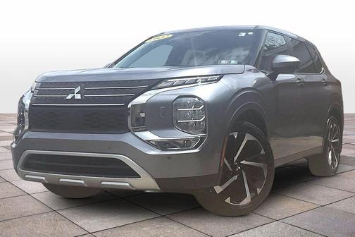 Mercury Gray Metallic 2022 Mitsubishi Outlander SE