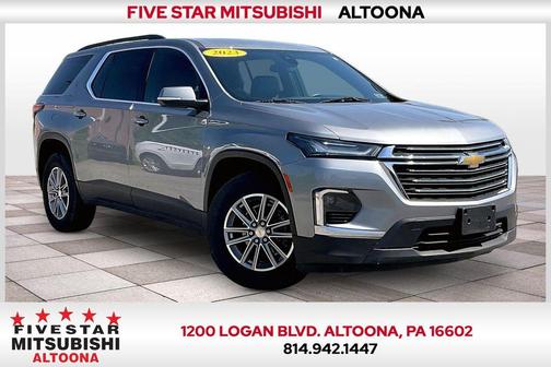 Sterling Gray Metallic 2023 Chevrolet Traverse LT Leather
