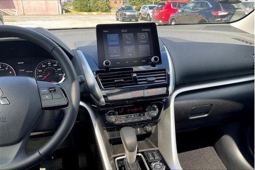 2023 Mitsubishi Eclipse Cross SE