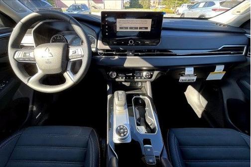 2025 Mitsubishi Outlander SE S-AWC