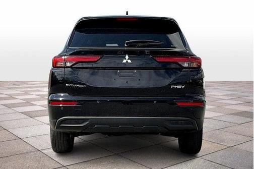 2025 Mitsubishi Outlander ES