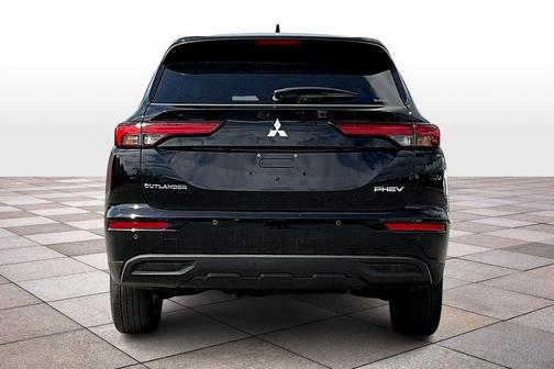 2025 Mitsubishi Outlander PHEV ES