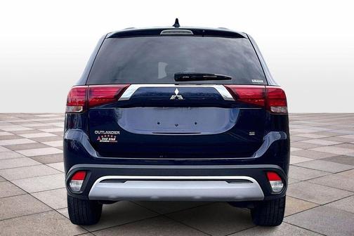 2020 Mitsubishi Outlander SE