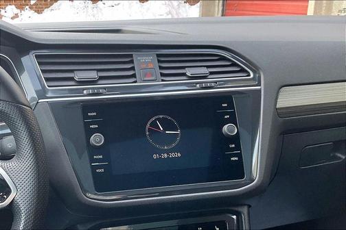 2024 Volkswagen Tiguan 2.0T SEL R-Line