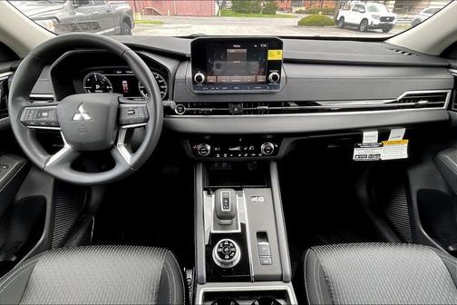 2025 Mitsubishi Outlander PHEV ES