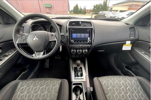 2025 Mitsubishi Outlander Sport 2.0 LE