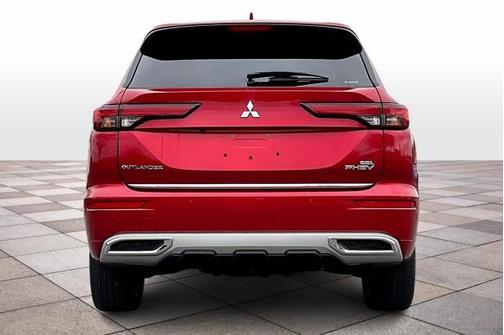 2025 Mitsubishi Outlander PHEV SEL
