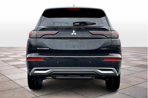 2025 Mitsubishi Outlander Platinum Edition
