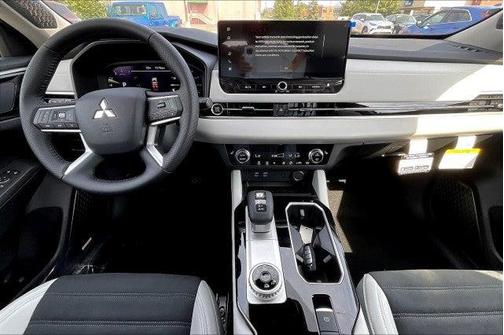 2025 Mitsubishi Outlander SE S-AWC