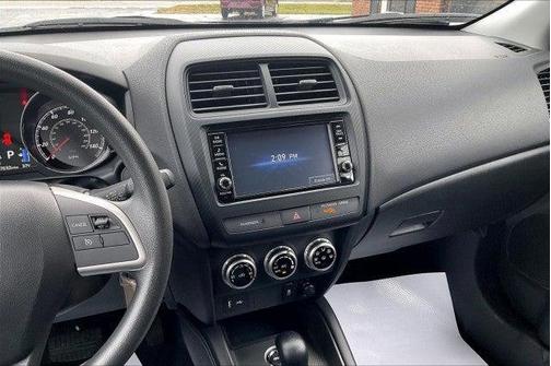 2023 Mitsubishi Outlander Sport ES