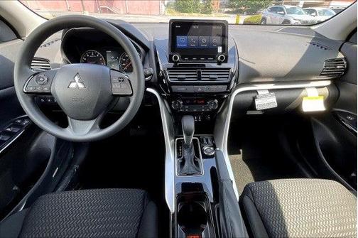 2025 Mitsubishi Eclipse Cross LE