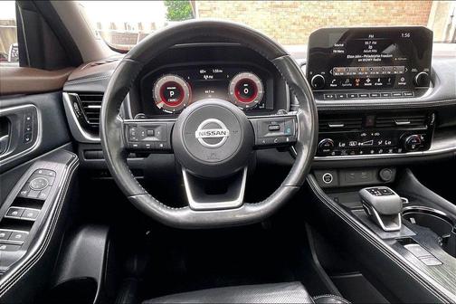 White 2023 Nissan Rogue SV