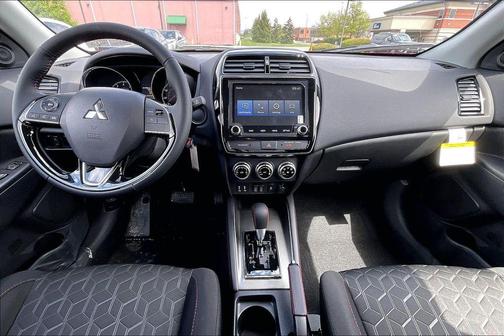 Diamond Red 2026 Mitsubishi Outlander Sport 2.0 LE