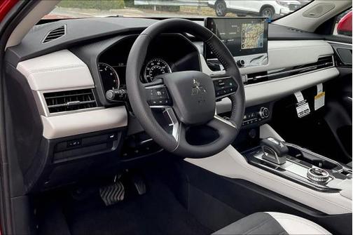 2025 Mitsubishi Outlander SE S-AWC