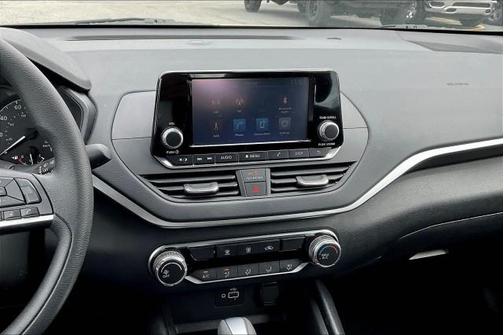 2022 Nissan Altima 2.5 S