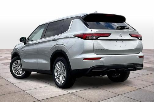 2025 Mitsubishi Outlander ES