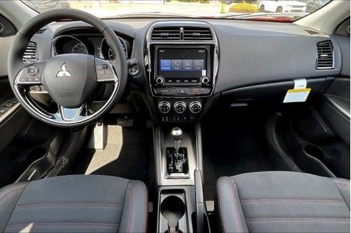 2025 Mitsubishi Outlander Sport 2.0 SE