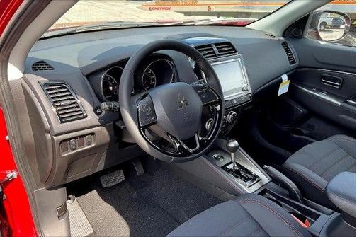 2025 Mitsubishi Outlander Sport 2.0 SE