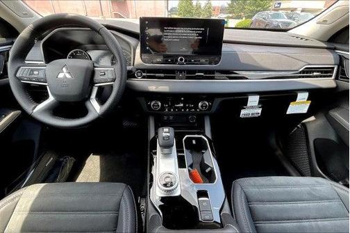 2025 Mitsubishi Outlander SE S-AWC