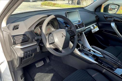 2026 Mitsubishi Eclipse Cross LE