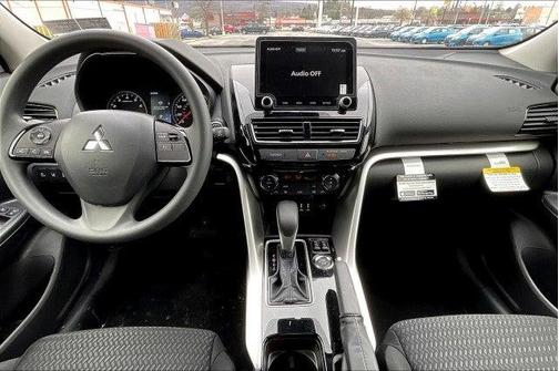 2025 Mitsubishi Eclipse Cross LE