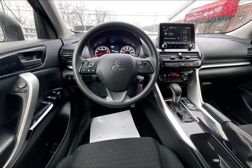 2022 Mitsubishi Eclipse Cross LE