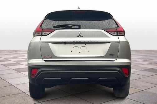 2022 Mitsubishi Eclipse Cross LE