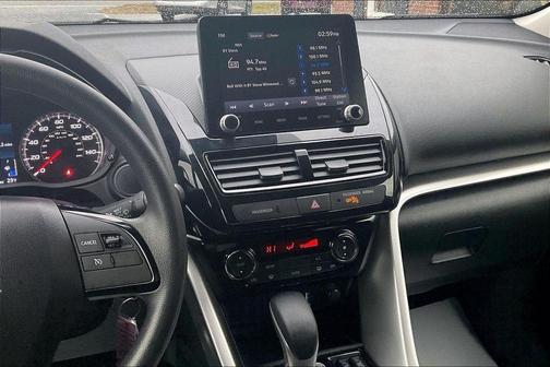 2022 Mitsubishi Eclipse Cross LE