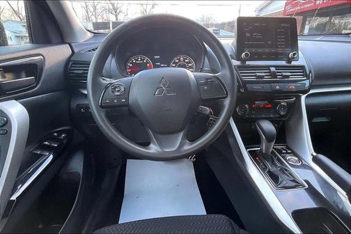 2022 Mitsubishi Eclipse Cross LE