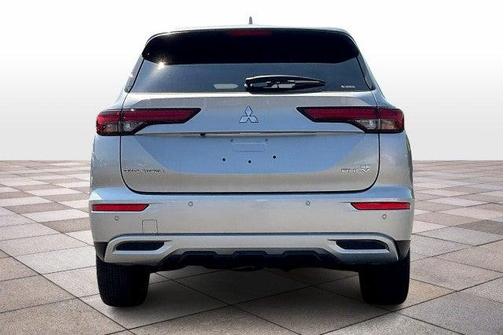 2025 Mitsubishi Outlander PHEV SE
