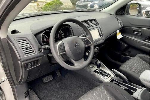 2025 Mitsubishi Outlander Sport 2.0 ES