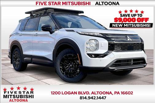 White Diamond / Black 2026 Mitsubishi Outlander Trail Edition