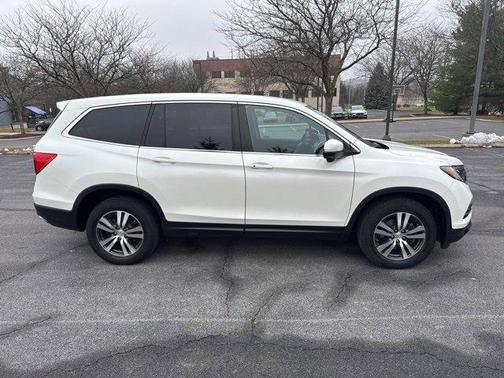 2018 Honda Pilot EX