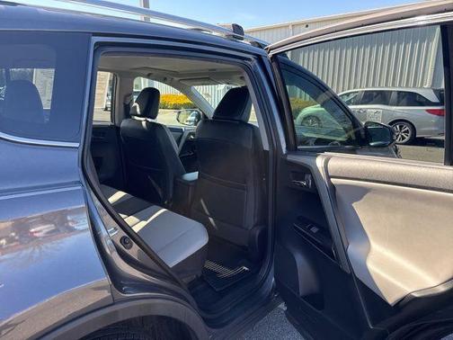 Magnetic Gray Metallic 2016 Toyota RAV4 Limited