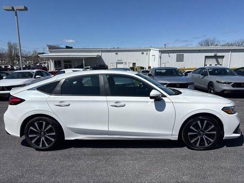 2024 Honda Civic EX-L