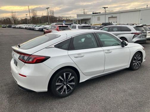 2024 Honda Civic EX-L