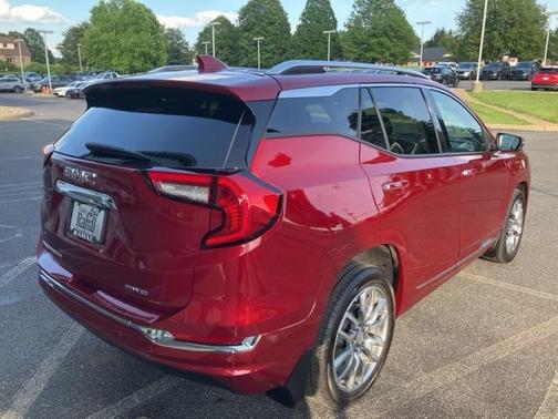 2024 GMC Terrain Denali