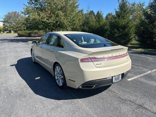 2016 Lincoln MKZ Hybrid Base
