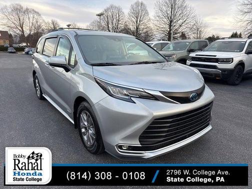 2021 Toyota Sienna XLE
