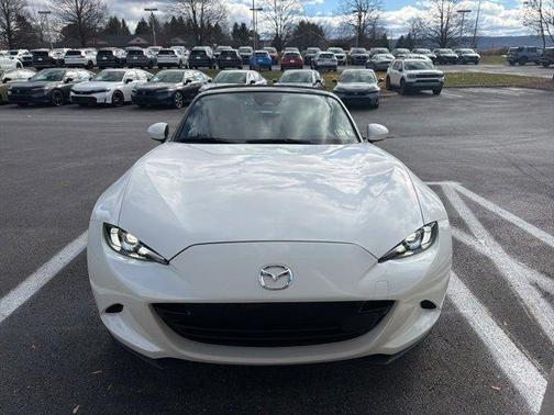 2025 Mazda MX-5 Miata Grand Touring