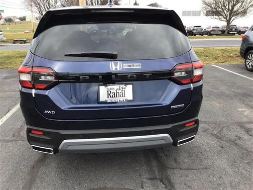 2025 Honda Pilot Sport