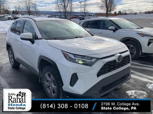2022 Toyota RAV4 XLE