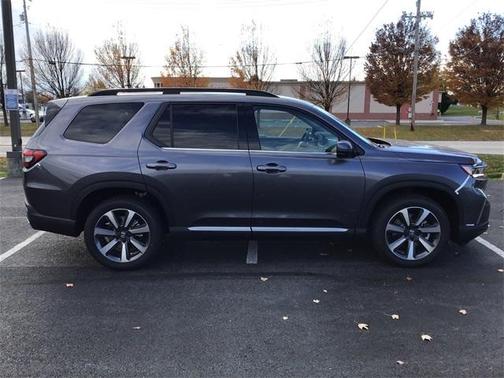 2025 Honda Pilot Sport