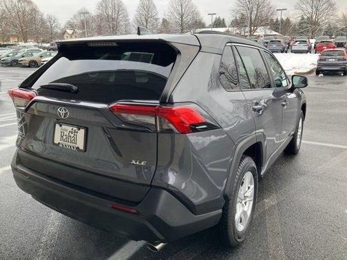 2020 Toyota RAV4 XLE