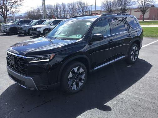 Crystal Black 2026 Honda Pilot Touring