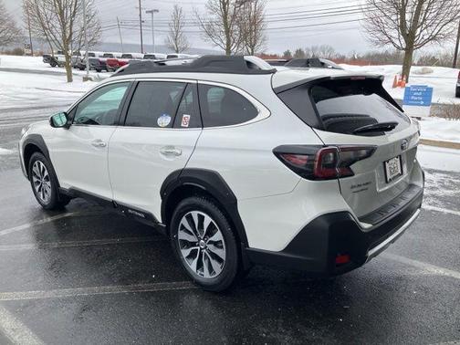 2024 Subaru Outback Touring XT