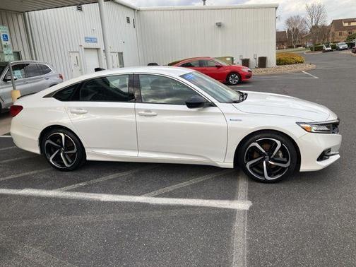 2022 Honda Accord Hybrid Sport